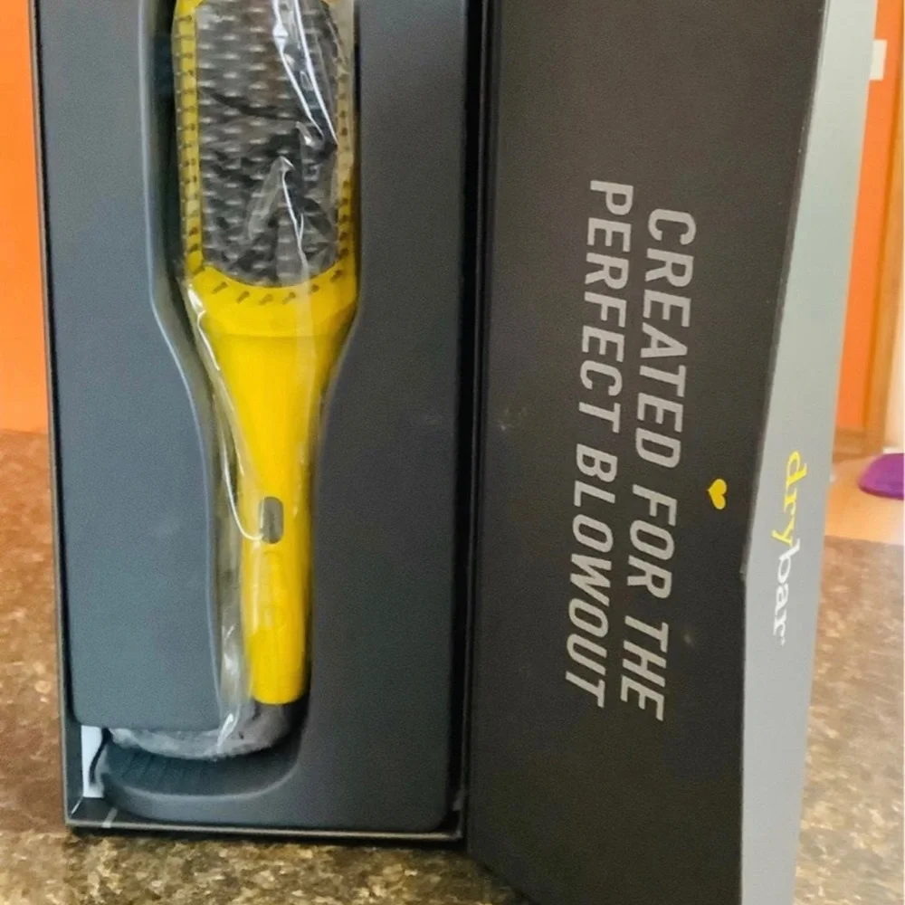 Drybar bundle - Picture 4 of 8